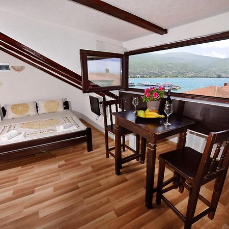 אוהריד Villa Sapkar Lake View מראה חיצוני תמונה