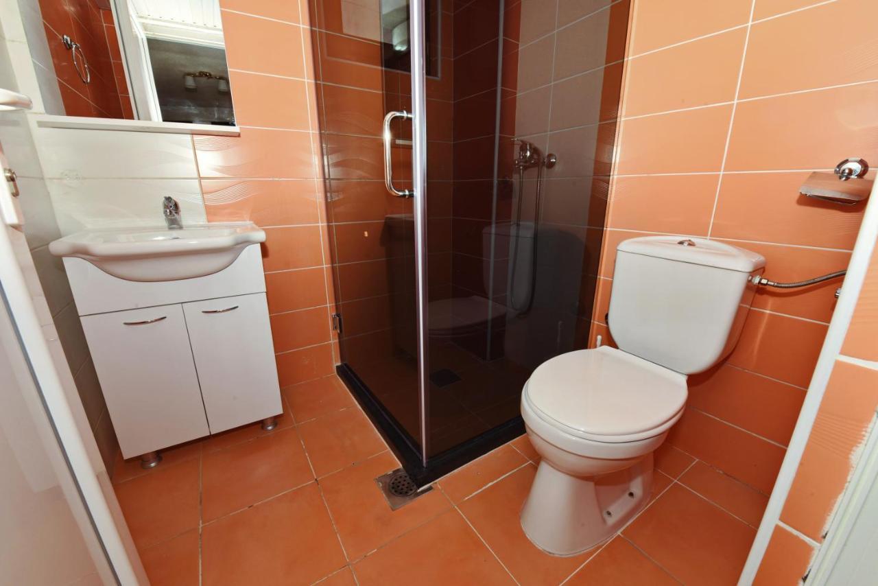 אוהריד Villa Sapkar Lake View מראה חיצוני תמונה